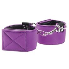 Shots Media BV Чёрно-фиолетовые двусторонние оковы на ноги Reversible Ankle Cuffs (черный с фиолетовым)