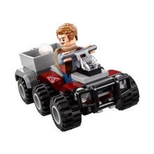 Конструктор LEGO 75928 Jurassic World Погоня за Блю на вертолёте