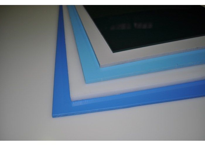Лист полипропилена 10. Монолитный полипропилен листовой. Полипропилен полупрозрачный. Лист пнд 10 мм. Полипропилен листовой голубой.