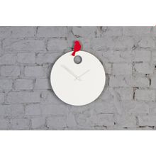 Часы красное на белом