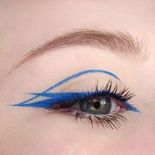 LAMEL PROFESSIONAL Подводка-фломастер для глаз Meduza Brush Eyeliner, стойкая, оттенок: 401 голубой