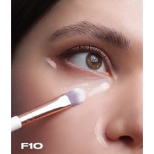 Topface Кисть для макияжа №10 Concealer Brush для консилера PT901