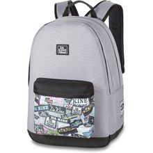 Стильный женский городской рюкзак светло-серого цвета с надписями на кармане Dakine Detail 27L Equip2rip для ноутбука 15