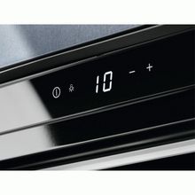 Встраиваемый винный шкаф Electrolux KBW5X