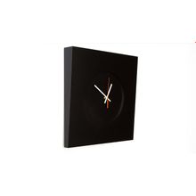 Часы calligaris waccky в черном лаке