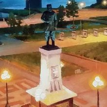 Картина на холсте маслом "Ночной вид на памятник Александру III. Новосибирск"