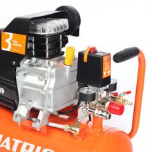 Patriot Компрессор PATRIOT EURO 24-240K + набор пневмоинструмента KIT 5В