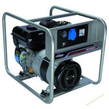 Бензиновый генератор Briggs & Stratton 2400 A