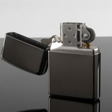 Зажигалка черная глянцевая Zippo №150 с покрытием Black Ice