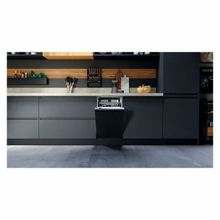 Встраиваемая посудомоечная машина Hotpoint HSIO 3T235 WCE 45см Серебристый