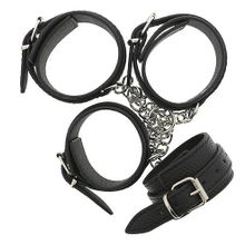 Черные наручники и поножи с креплением HOG TIE CUFF SET черный с серебристым