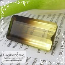 Полихромный раухцит из Бразилии огранки октагон 32x17мм 47,89 карат