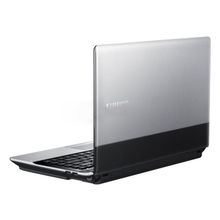 Ноутбук Samsung 300E7A-S08 B950 2G 500G DVD-SMulti 17,3"HD+ NV GT520MX 512 WiFi BT cam Win7 HB Silver