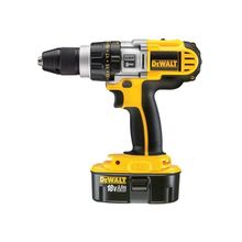 Аккумуляторный шуруповерт (дрель ударная) DeWalt DCD925B2