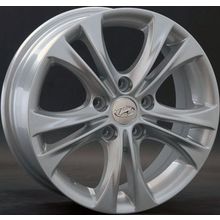 Replica Hyundai (HND57)  6.5x17 5x114.3 D67.1 ET48 серебристый