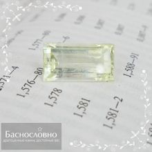 Салатово-зелёный берилл из Украины огранки в Баснословно багет 18,47x9,78мм 10,54 карата