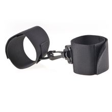 Мягкие нейлоновые наручники с карабином Beginner s Nylon Cuffs Черный