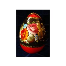 Декоративные яйца с росписью и лаком.