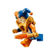 Конструктор LEGO 72006 Nexo Knights Мобильный арсенал Акселя