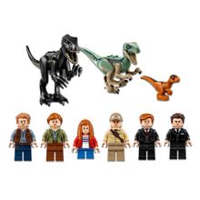 Конструктор LEGO 75930 Jurassic World Нападение индораптора в поместье Локвуд