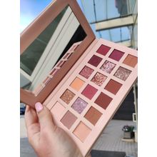 LAMEL PROFESSIONAL Тени для век Look Into My Eyes | Ламель