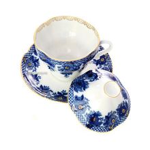 Чашка чайная с крышечкой и блюдцем форма "Подарочная-2", рисунок "Гирлянда", Императорский фарфоровый завод