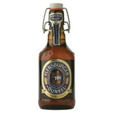 Пиво Фленсбургер Дункель, 0.330 л., 4.8%, фильтрованное. пастеризованное, темное, стеклянная бутылка, 24