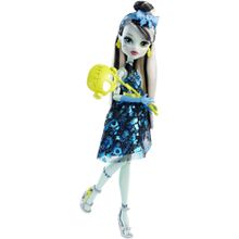 Monster High Буникальные танцы Френки Штейн