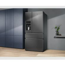 Холодильник Electrolux LLI9VF54X0 дверь из нержавеющей стали c Anti Finger Print