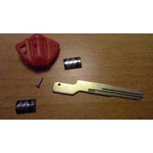Ключ зажигания для мотоцикла Сузуки, с местом для чипа, красный (ksuz007)