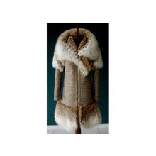 Пошив: Пальто (зимнее) из 100% шерсти,с изящной отделкой из меха рыси. ИНТЕРНЕТ-АТЕЛЬЕ
