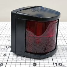 Hella Marine Бортовой огонь красный Hella Marine NaviLED 2 NM 2LT 002 984-335 12 В 112,5° для судов длиной до 20 метров