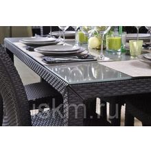 Дачный стол со стеклом Суматра