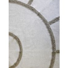 Льняная круглая скатерть темно-серая с темным кружевом и кружевной вышивкой (Вологодское кружево), арт. 6с-643, d-175