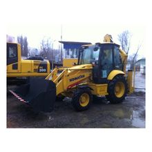 Погрузчик экскаватор Komatsu WB 93R-5