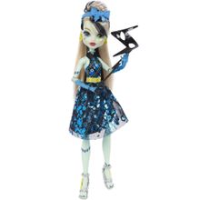 Monster High Буникальные танцы Френки Штейн