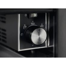 Встраиваемый шкаф для подогрева посуды Electrolux KBD4T черный