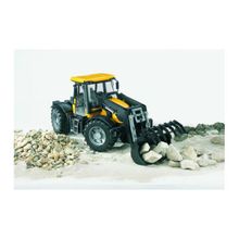 Bruder Трактор JCB Fastrac 3220 с погрузчиком 03-031