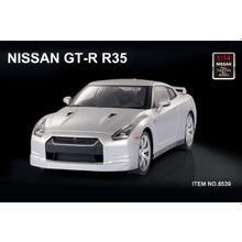 Радиоуправляемая модель спортивного автомобиля NISSAN GT-R R35