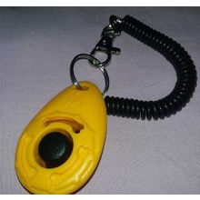 Кликер для дрессировки V.I.Pet На браслете с карабином