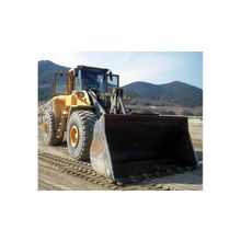 Погрузчик Volvo L 150 E 2004 года