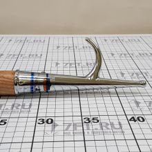 TREM Крюк отпорный из лакированного красного дерева TREM 210 см