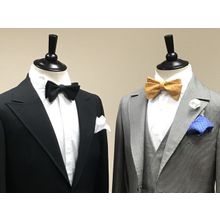 Мужские свадебные костюмы и смокинги на заказ.
