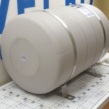 Isotherm Электрический бойлер для нагрева воды Isotherm Spa Mix IT-6P4031SPA0003 230 В 750 Вт 40 л оснащен смесительным вентилем