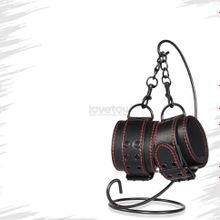 Черные поножи Bondage Fetish Pleasure Ankle cuffs с контрастной строчкой (242738)