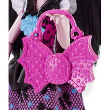 Monster High Главные персонажи в модных нарядах Дракулаура