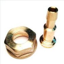 Гайка штуцер универсальная