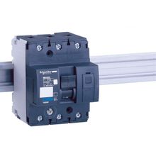 Выключатель автоматический трехполюсный NG125L 40А B 50кА | код. 18764 | Schneider Electric