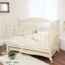 Красная звезда Елизавета С-553 Бабочки слоновая кость