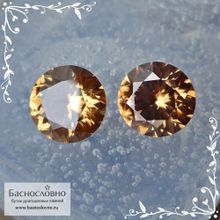 Пара золотистых цирконов (жаргон) со Шри-Ланки огранки круг 8,1 и 8мм 5,9 карата